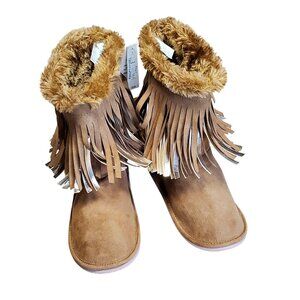 Crazy 8 Moccasin Fringe Boots Size 3 Brown